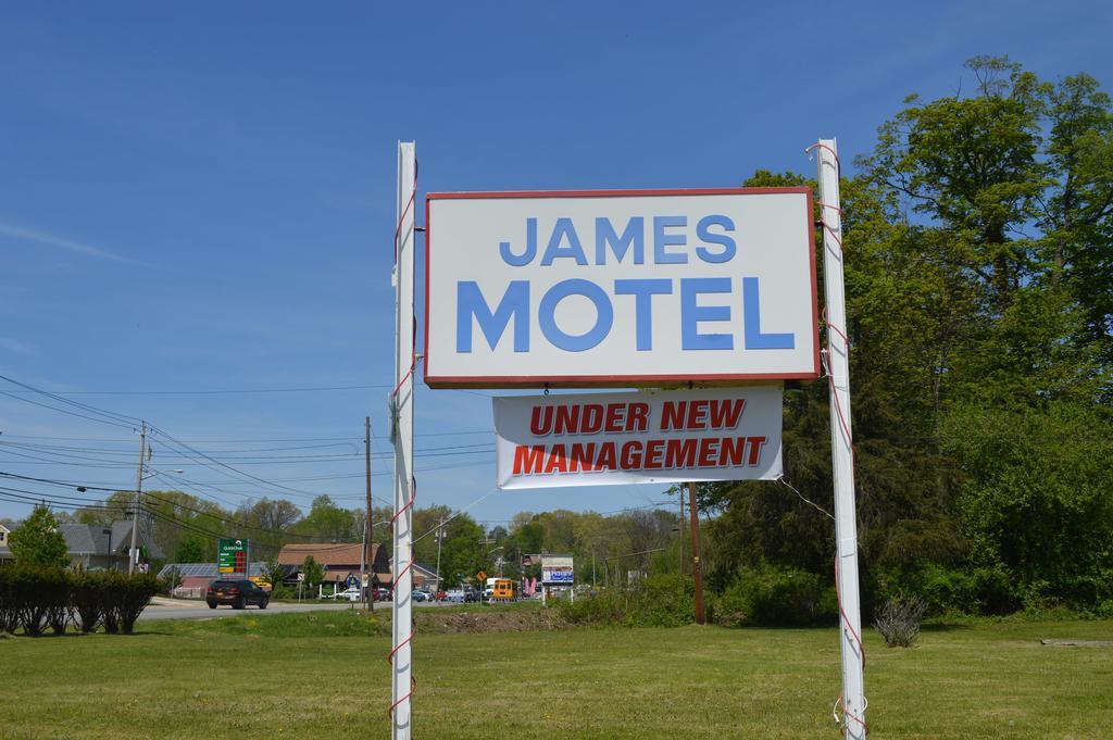 James Motel Monroe Exterior photo