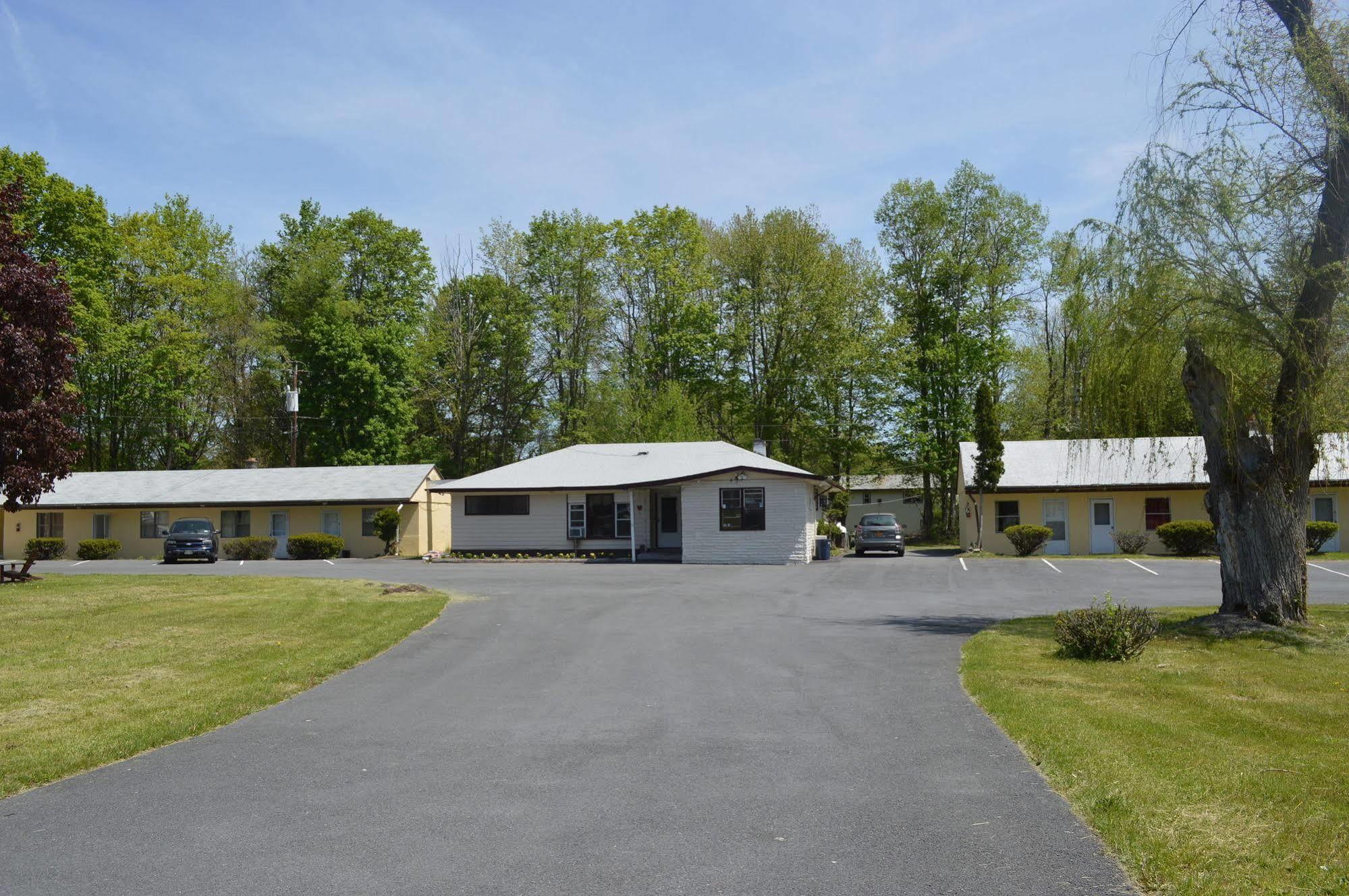James Motel Monroe Exterior photo